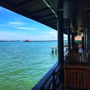 mangrove-lanta-oldtown.koh-lantahotels.net/
